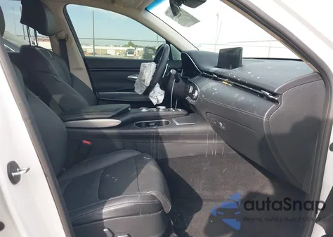 2022 Genesis Gv70 2.5T Awd from USA, damaged, VIN KMUMADTB2NU069529